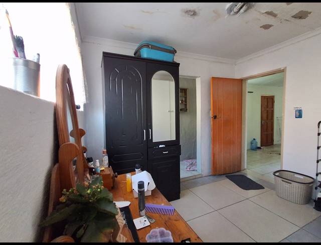 3 BEDROOM HOUSE FOR SALE IN BIRCHLEIGH NORTH